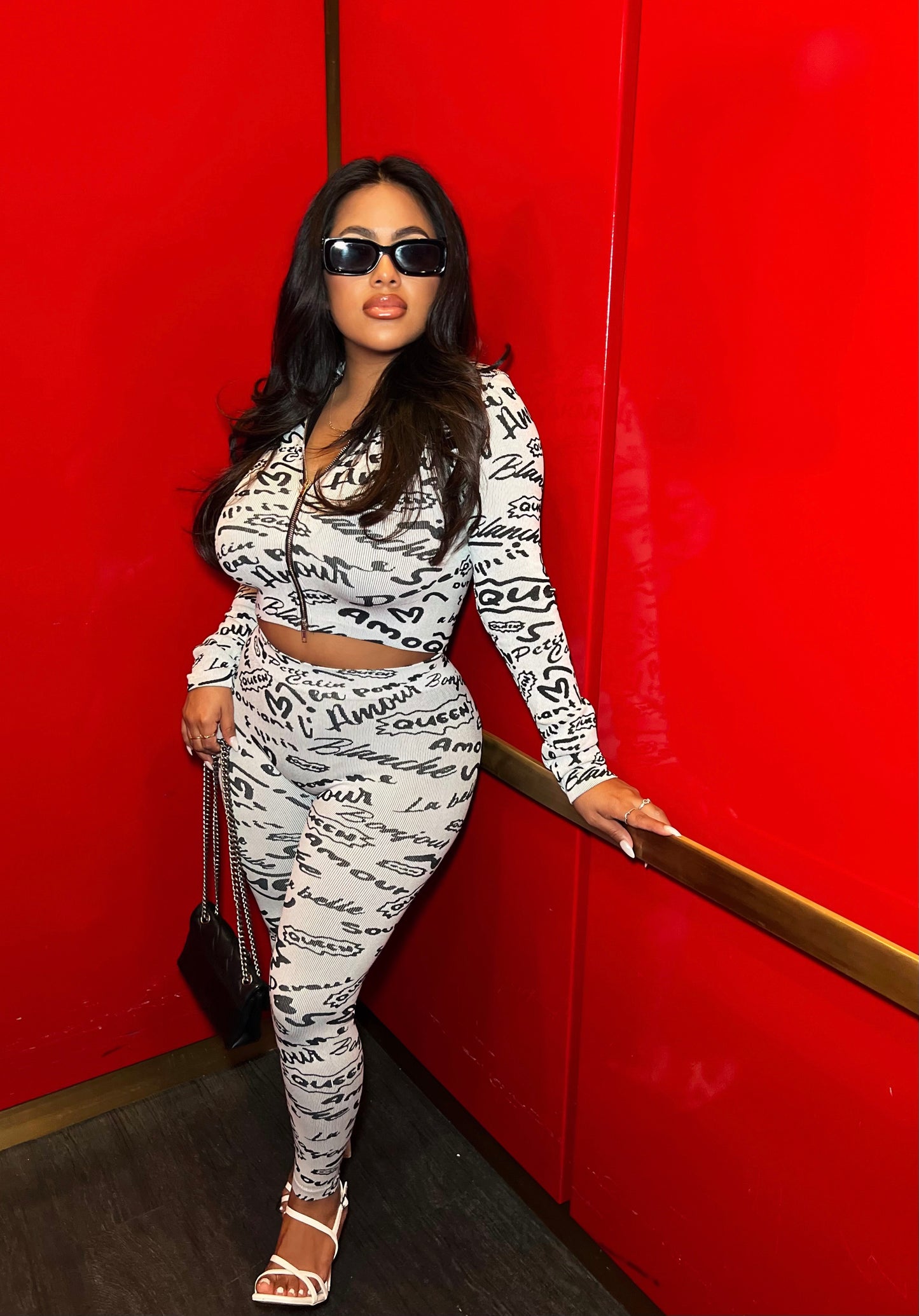 El conjunto de ropa deportiva Queen